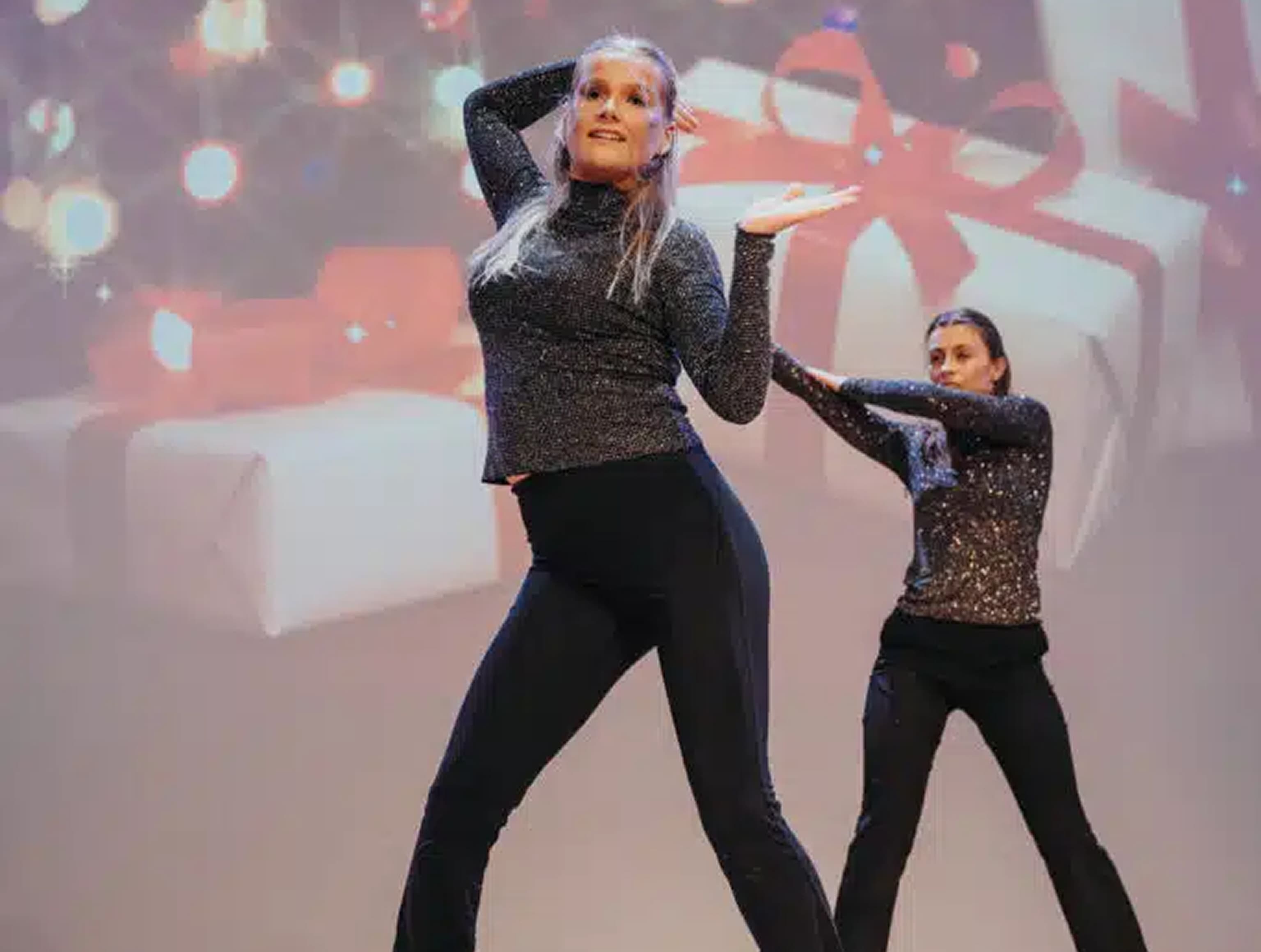 Heels 16 år + Ungdom/Voksen — Heels hos Catchy Dansestudio